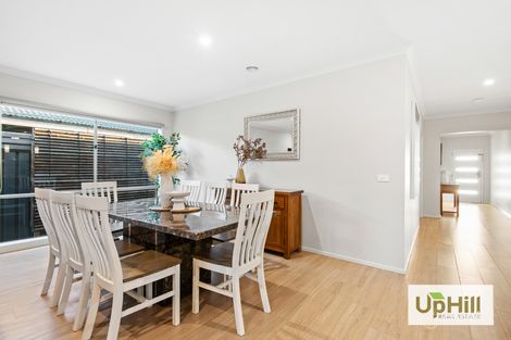 Property photo of 6 Calibre Circuit Clyde North VIC 3978