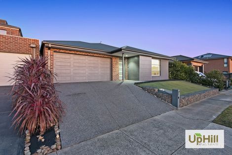 Property photo of 6 Calibre Circuit Clyde North VIC 3978