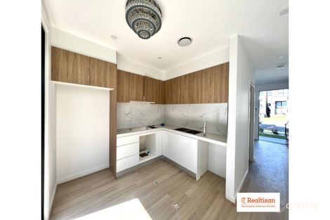 2/124 Cranbourne St, Riverstone, NSW 2765