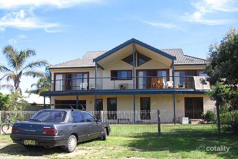 15 Staples St, Shoalhaven Heads, NSW 2535