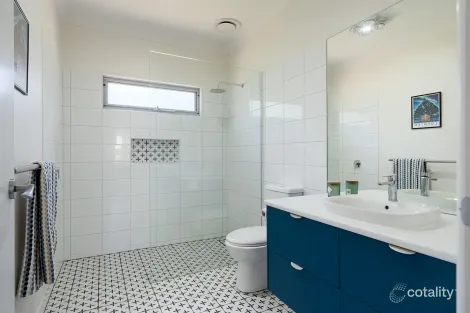 Property photo of 128 Main Road Campbells Creek VIC 3451