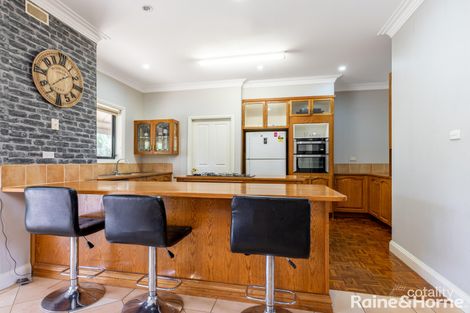 Property photo of 35 Kurumben Place West Bathurst NSW 2795