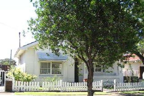 19 Waratah St, Canterbury, NSW 2193