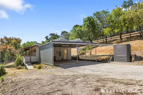49 Wallace Rd, Christmas Hills, VIC 3775