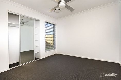 Property photo of 1/2 Waterway Drive Birtinya QLD 4575