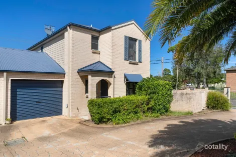 Property photo of 1/1A Dudley Street Gorokan NSW 2263