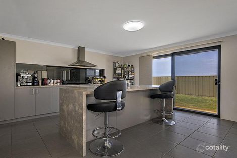 Property photo of 25 Viewpoint Mews Drummond Cove WA 6532