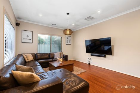 Property photo of 8 Vintage Way Caroline Springs VIC 3023