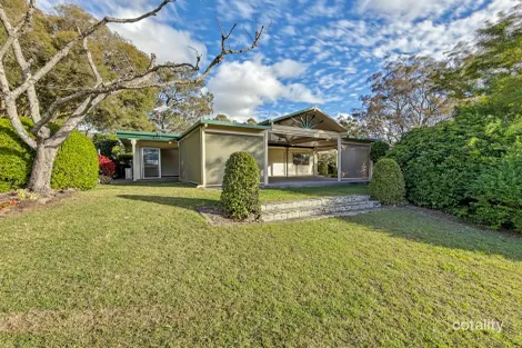 330-342 Boundary St, Cranley, QLD 4350
