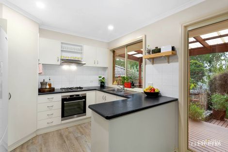 Property photo of 1/23 Calrossie Avenue Montmorency VIC 3094