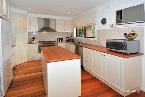 Property photo of 62 Narina Way Epping VIC 3076