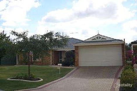 Property photo of 15 Pinewood Walk Canning Vale WA 6155