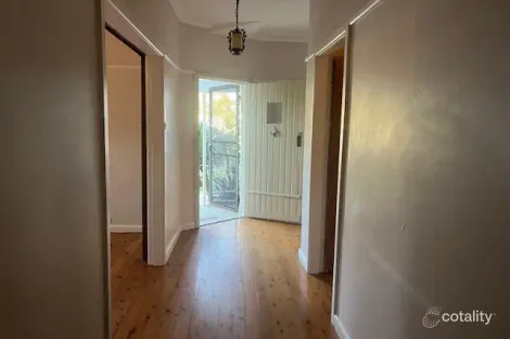 18 Melwood Ave, Forestville, NSW 2087