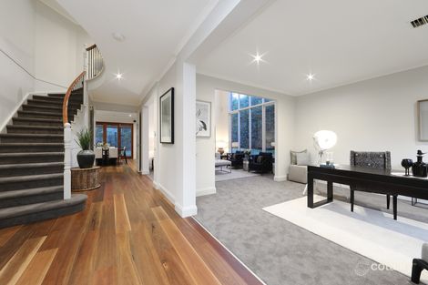 Property photo of 16 Pendelton Place Lysterfield VIC 3156