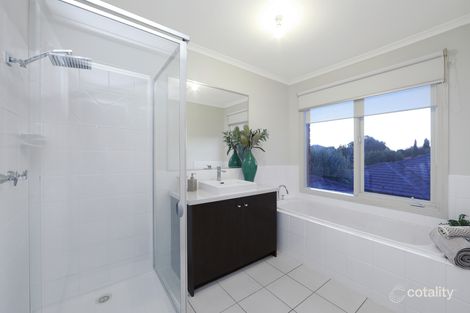 Property photo of 16 Pendelton Place Lysterfield VIC 3156