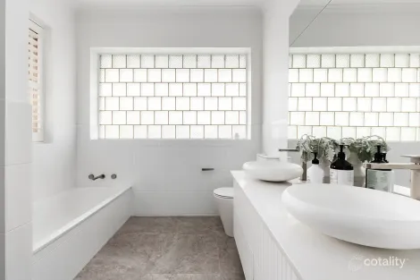 Property photo of 28 Bruce Street Toorak VIC 3142