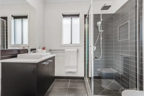 Property photo of 5 Leaf Street Greenbank QLD 4124