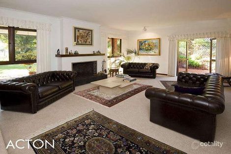Property photo of 2 Kathryn Crescent Dalkeith WA 6009