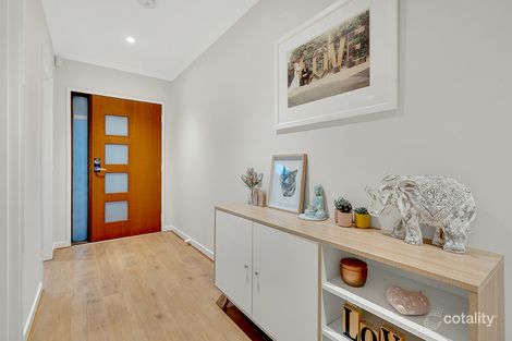 Property photo of 9 Lush Drive Craigieburn VIC 3064