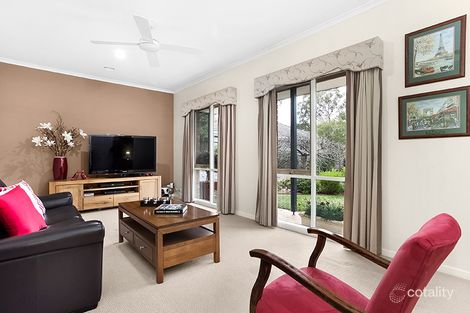 Property photo of 2/16 Aanensen Court Montmorency VIC 3094