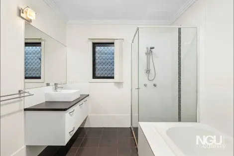 Property photo of 24 Timberlake Place Springfield Lakes QLD 4300