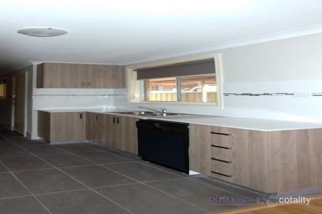 Property photo of 2 Chilton Avenue Oakhurst NSW 2761