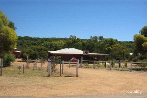 73 Brennand Rd, Dongara, WA 6525
