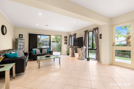 Property photo of 7 Viewgrand Way Greensborough VIC 3088