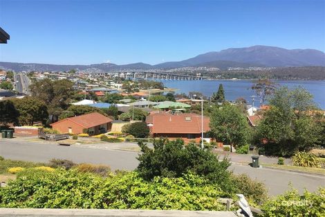 Property photo of 8 Swinton Place Rose Bay TAS 7015