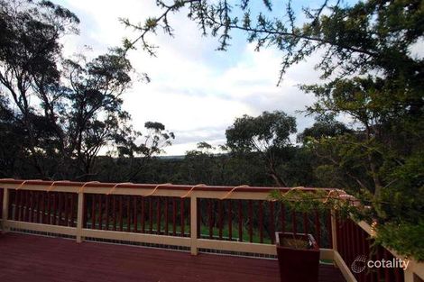 Property photo of 2 Hillside Court Aberfoyle Park SA 5159