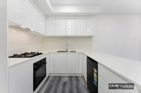 204/27 Nielsen Ave, Carlton, NSW 2218