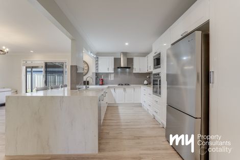 Property photo of 8 Elliotdale Close Elderslie NSW 2570