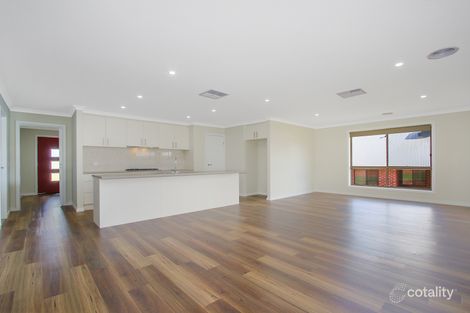 Property photo of 8 Pheasant Court Thurgoona NSW 2640