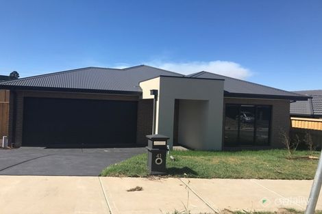 Property photo of 41 Mountford Rise Pakenham VIC 3810