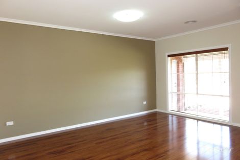 Property photo of 30 Xavier Way South Morang VIC 3752