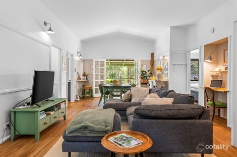 47 SHORE ST, RUSSELL ISLAND, QLD 4184