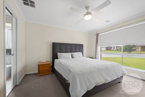 Property photo of 1 Peppin Way Gobbagombalin NSW 2650