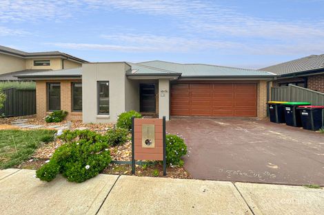 13 Maracana Cct, Strathtulloh, VIC 3338