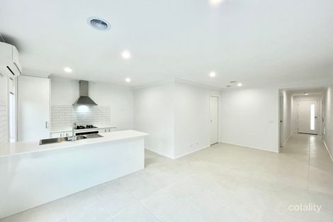 Property photo of 12 Kalamundra Drive Werribee VIC 3030