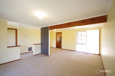 Property photo of 14 Janmara Court Endeavour Hills VIC 3802
