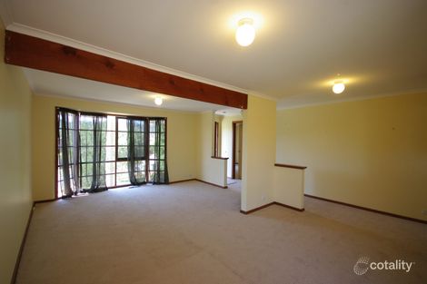 Property photo of 14 Janmara Court Endeavour Hills VIC 3802