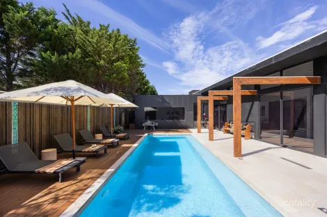 Property photo of 4 Pearse Road Blairgowrie VIC 3942