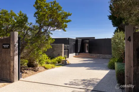 Property photo of 4 Pearse Road Blairgowrie VIC 3942