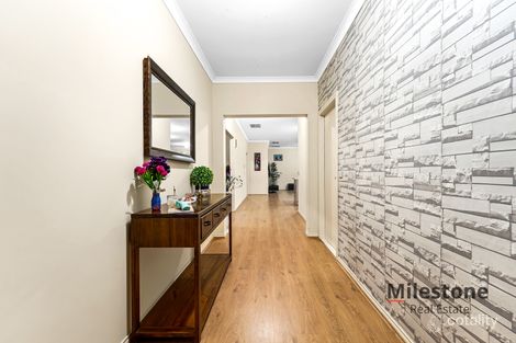 Property photo of 212 Duff Street Cranbourne West VIC 3977