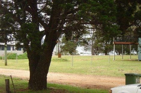 Property photo of 8 Kim Crescent Macleay Island QLD 4184