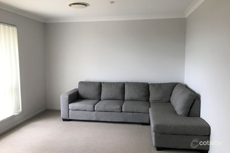 Property photo of 62 Lakeside Drive Emerald QLD 4720