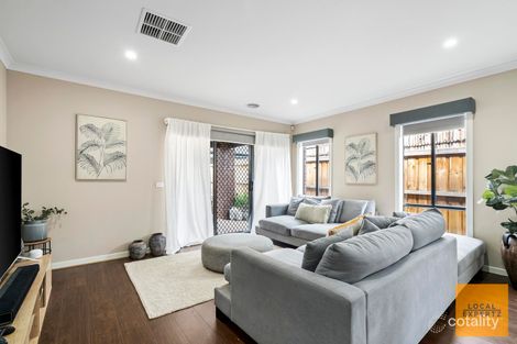 Property photo of 19 Bromley Circuit Thornhill Park VIC 3335