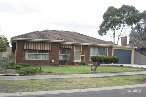 2 Finchley Ct, Endeavour Hills, VIC 3802