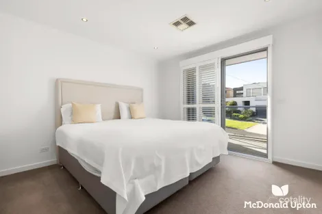 Property photo of 71 Price Street Essendon VIC 3040