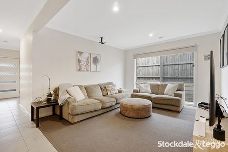 Property photo of 10 Bluejay Road Doreen VIC 3754